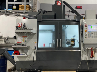 Máy phay CNC 4 trục Haas